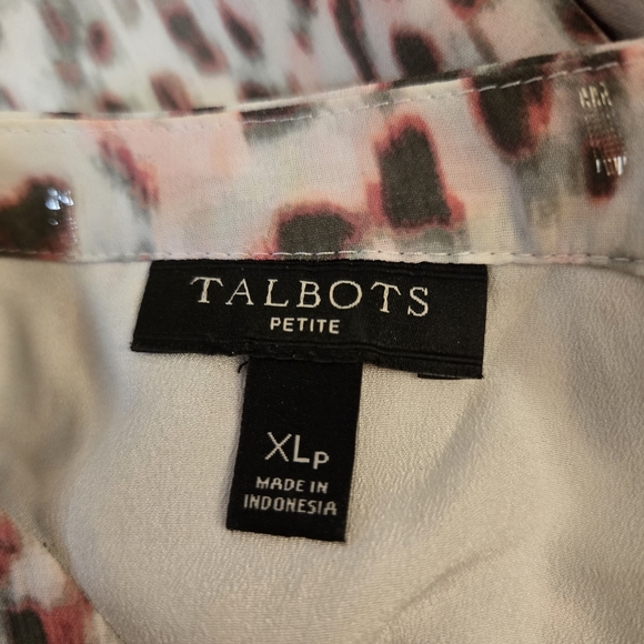 Talbots Stylish Snow Leopard Popover Chic Flowy Top Size:  XL/P Feminine Garden - Picture 6 of 12